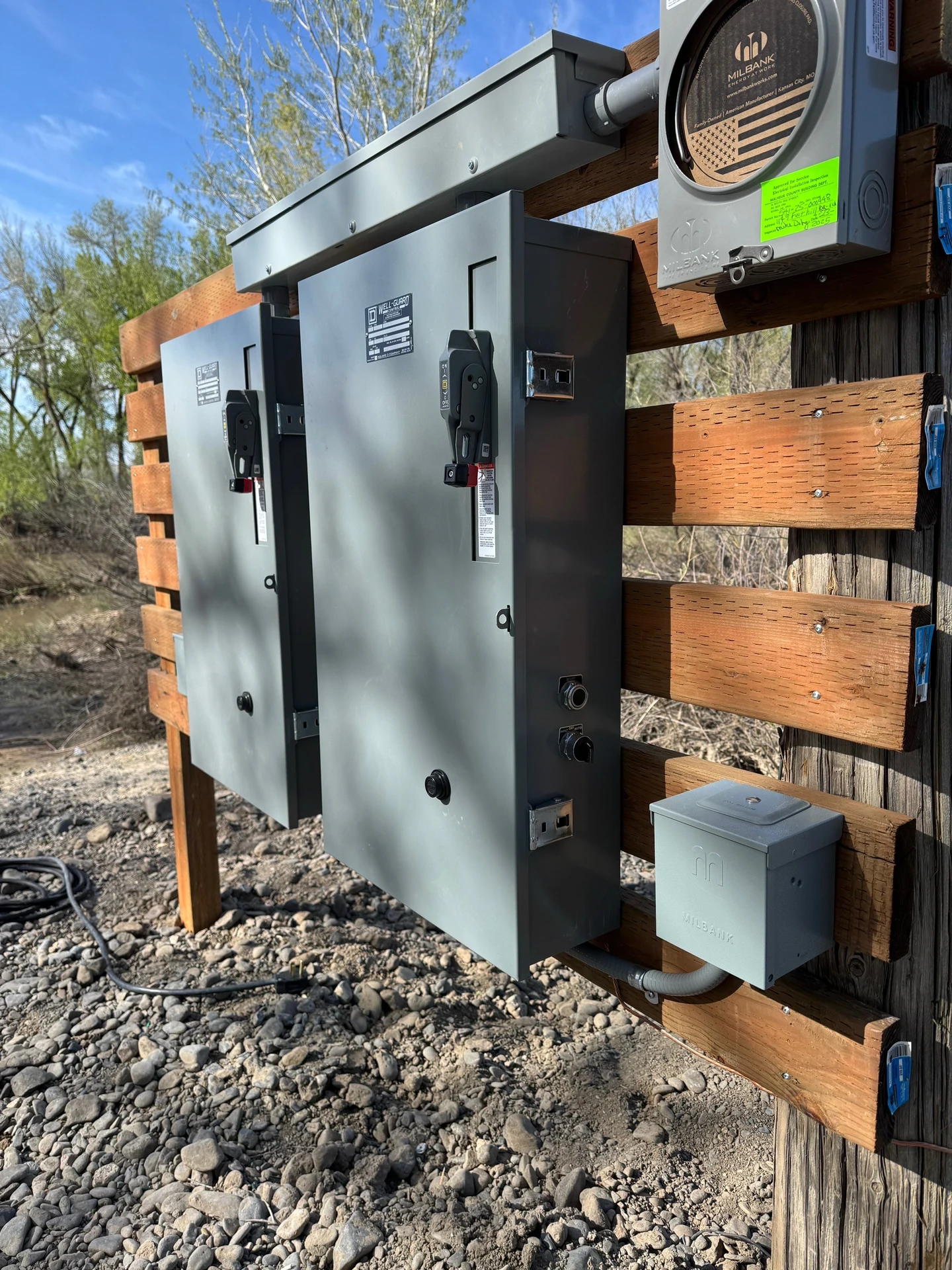 Agricultural irrigation pump electrical panel and meter installation in Ontario, OR by Campbell Electric