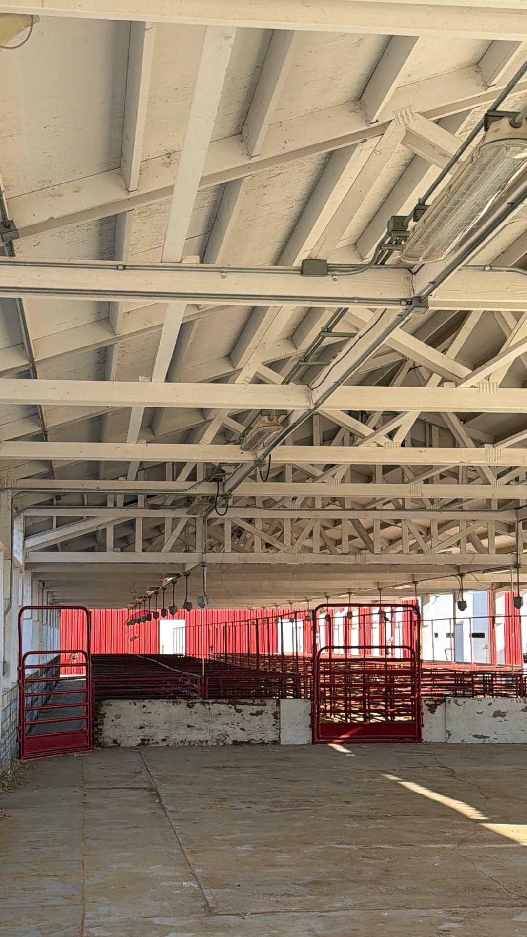 Agricultural livestock facility conduit wiring and overhead lighting in Ontario, OR by Campbell Electric