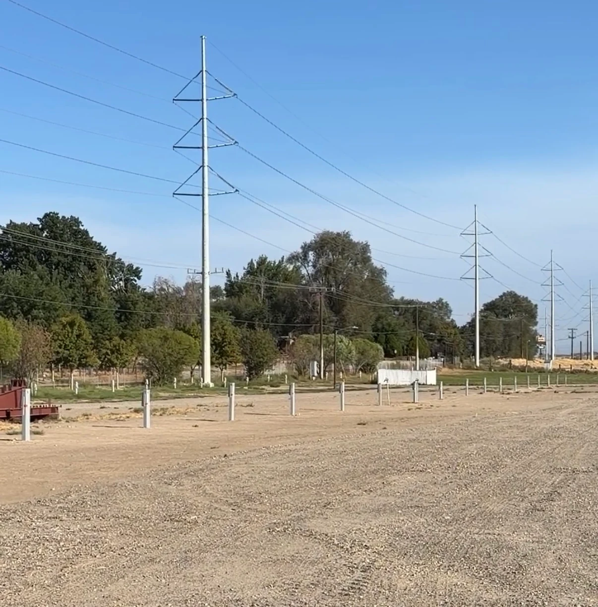 Commercial electrical service pedestals and transmission infrastructure in Ontario, OR by Campbell Electric