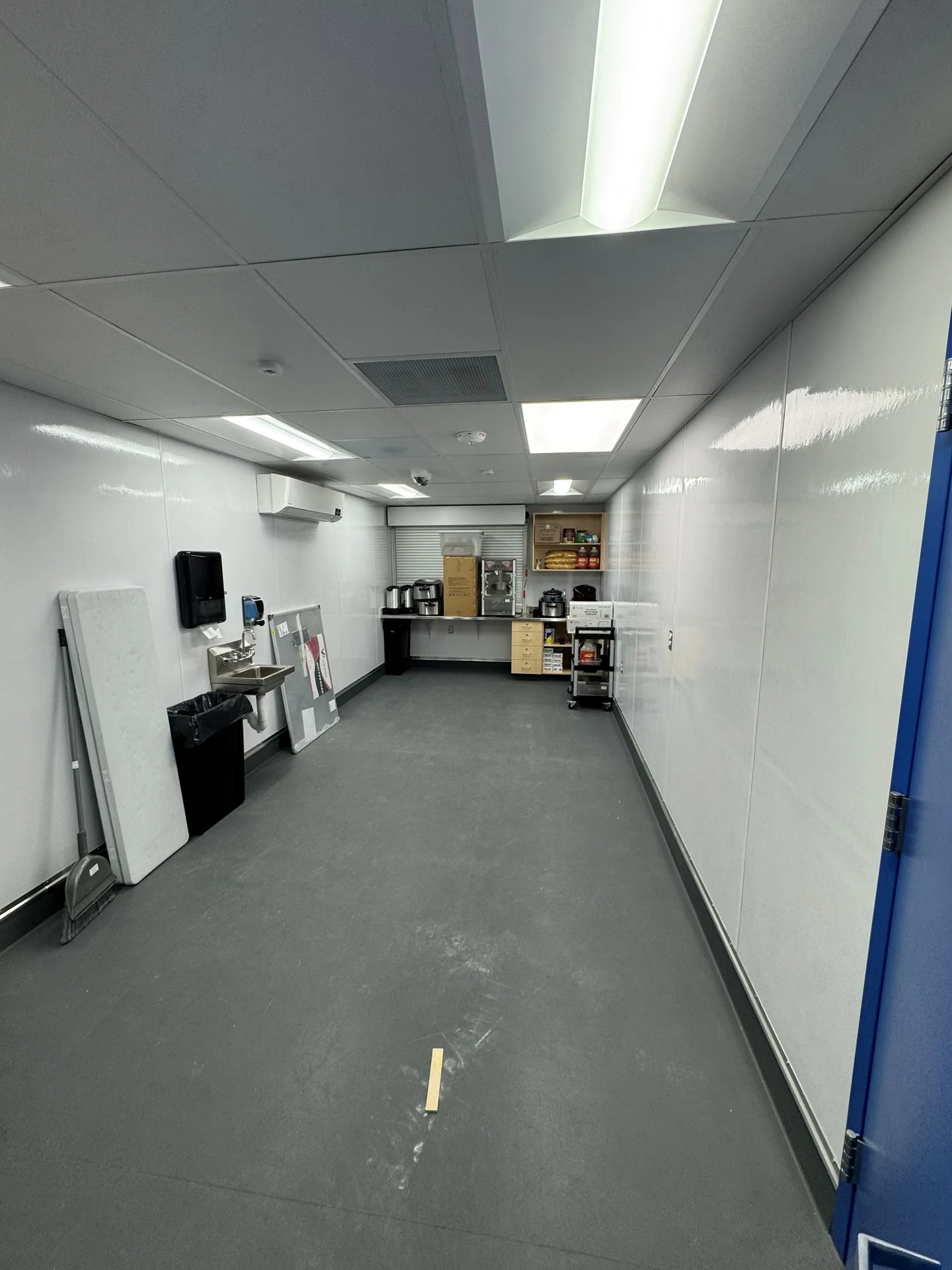 Commercial interior lighting and mini split electrical installation in Ontario, OR by Campbell Electric